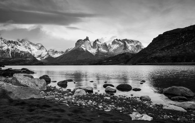 Title “Lago Pehoe” (2)</br> 2021 Natura Naturans 3rd International Salon of Photography Serbia</br>
2021 VI Intercontinental Circuit Spain