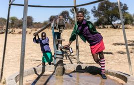 VANZANTEN_Water pump.jpg